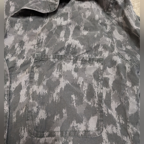 Cloth & Stone Button Down Shirt High Low Hem Size XS - Picture 7 of 13